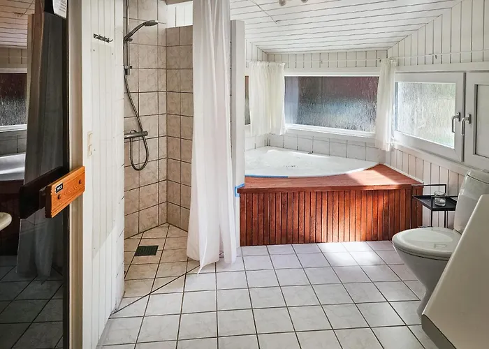 Ferienhaus Stunning In With Sauna